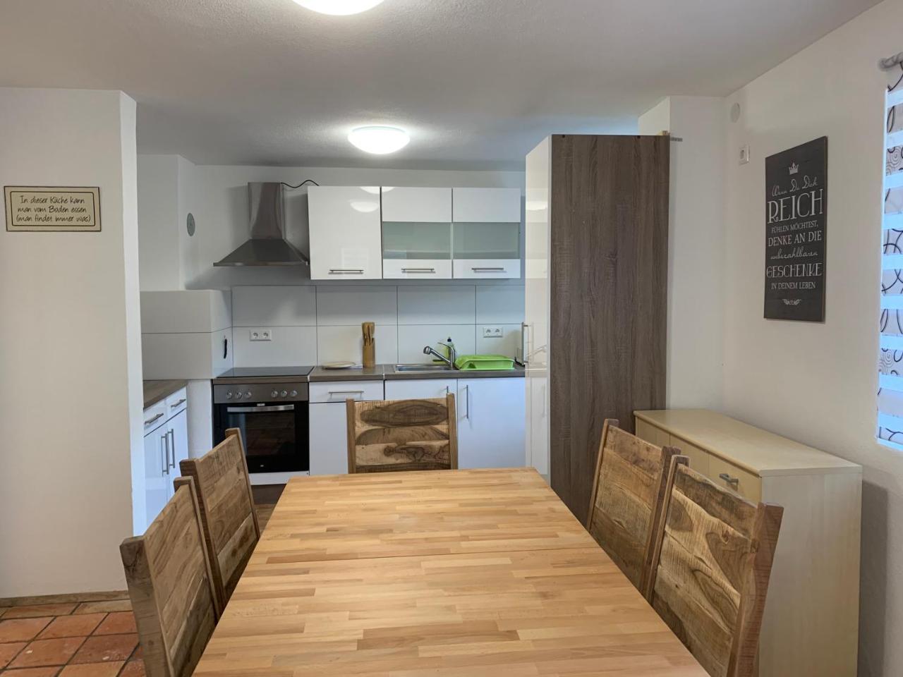Ab Apartment Objekt 122 Ebersbach an der Fils Luaran gambar
