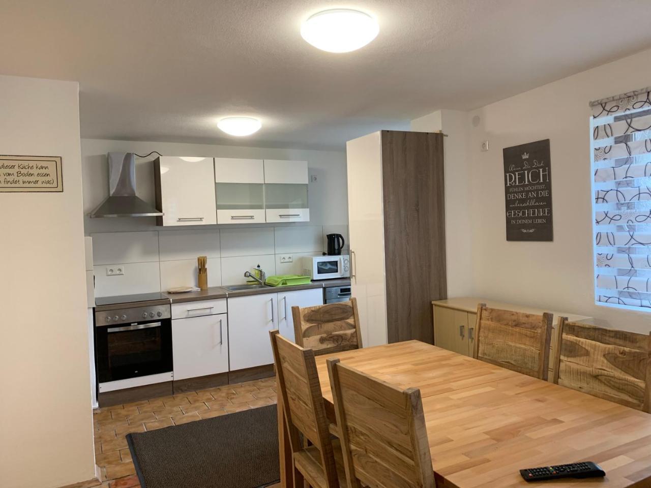 Ab Apartment Objekt 122 Ebersbach an der Fils Luaran gambar