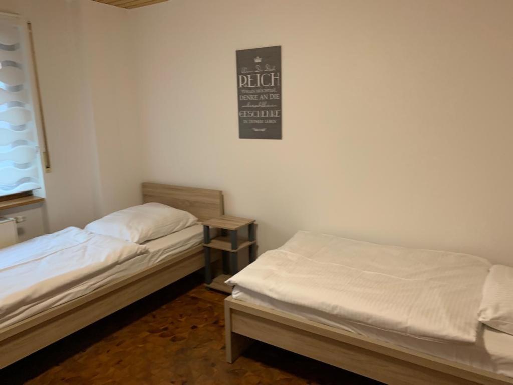 Ab Apartment Objekt 122 Ebersbach an der Fils Luaran gambar