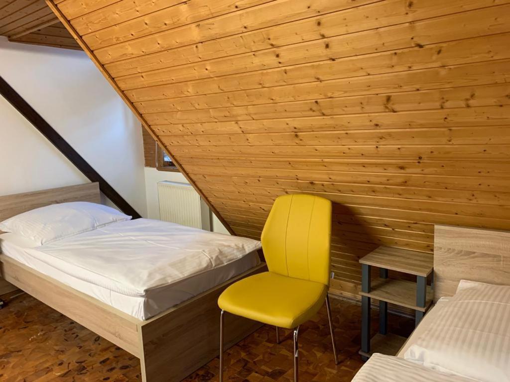 Ab Apartment Objekt 122 Ebersbach an der Fils Luaran gambar