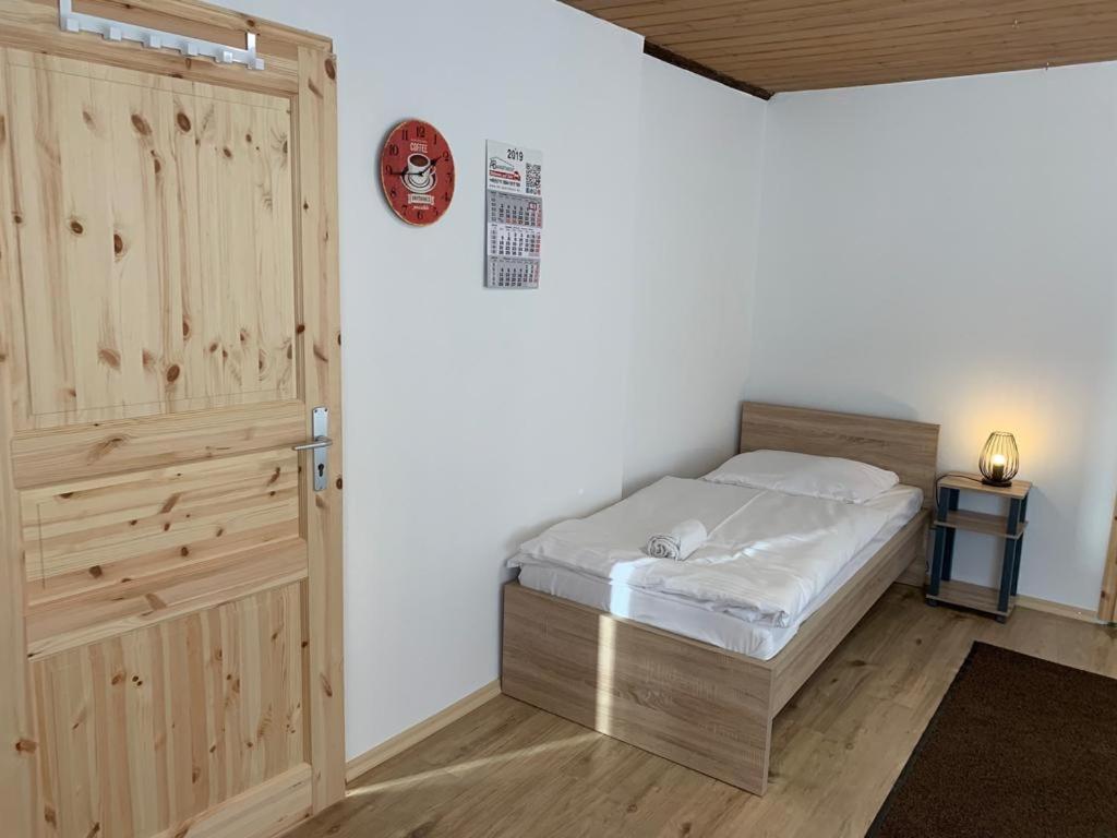 Ab Apartment Objekt 122 Ebersbach an der Fils Luaran gambar