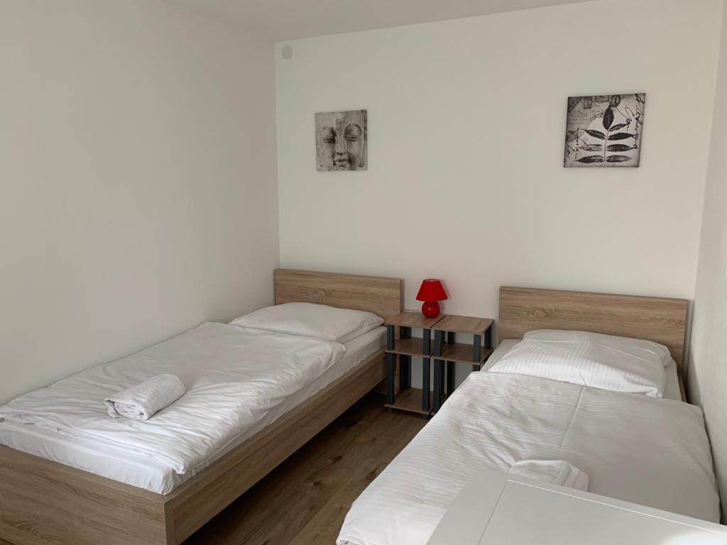 Ab Apartment Objekt 122 Ebersbach an der Fils Luaran gambar