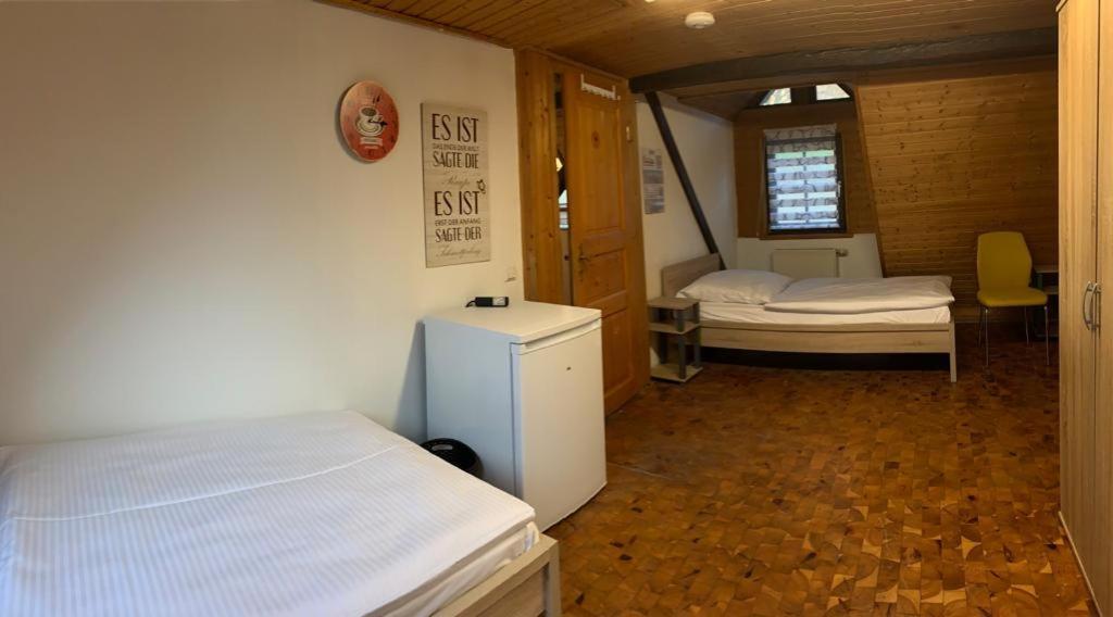 Ab Apartment Objekt 122 Ebersbach an der Fils Luaran gambar
